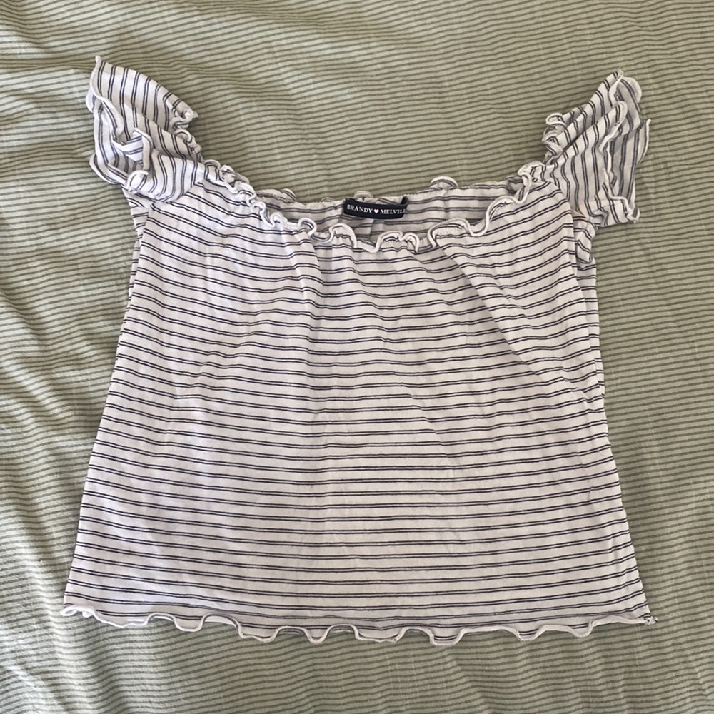 Brandy Melville off the shoulder crop top